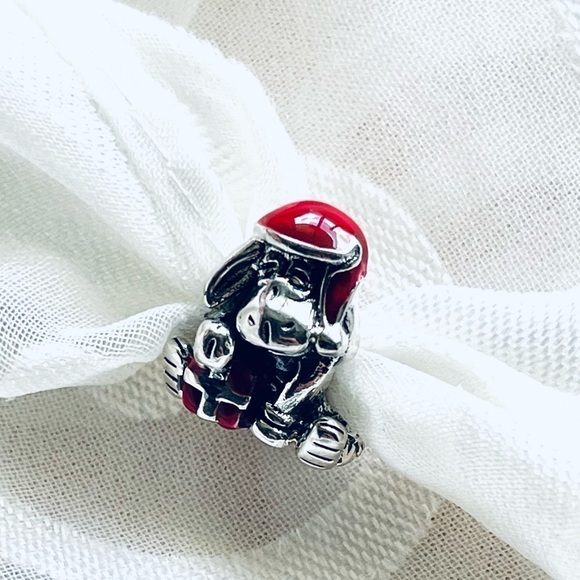 💙 NWOT Eeyore Charm – Winnie The Pooh ✨Christmas - Picture 4 of 9